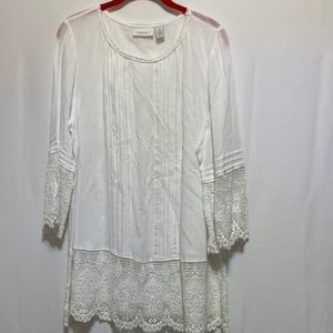 CHICO’S CREAM EMBROIDERED LONG SLEEVE TUNIC